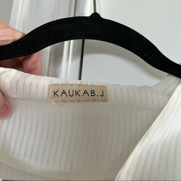 White Sheer top - Picture 4 of 6